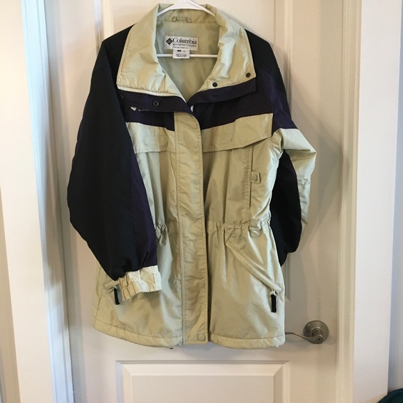 Columbia Woman’s Insulated Jacket S - Picture 2 of 11